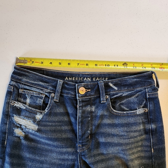 American Eagle AEO Dark Wash Tomgirl Jeans Stretch Cropped Frayed Button Fly 4 - Picture 11 of 13